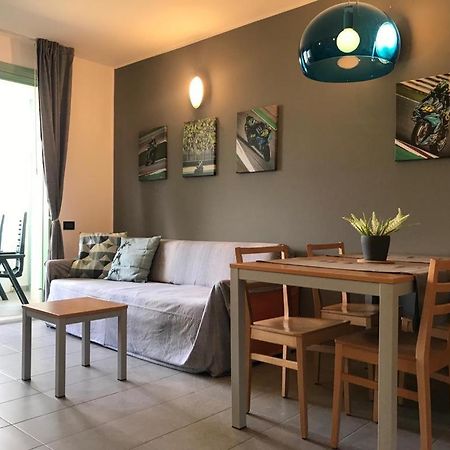 46 Vale C'E' Al Villaggio Olimpico Di Colle Sestriere Eksteriør billede