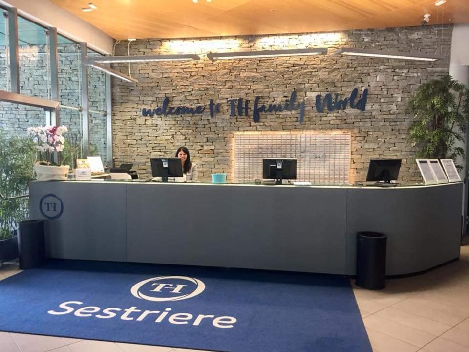 46 Vale C'E' Al Villaggio Olimpico Di Colle Sestriere Eksteriør billede