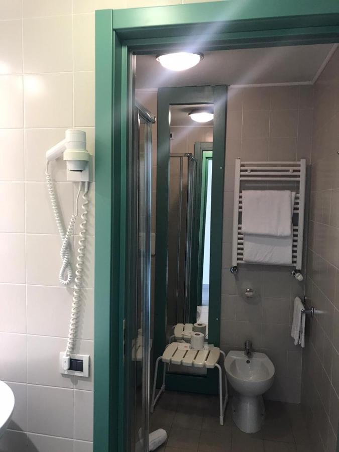 46 Vale C'E' Al Villaggio Olimpico Di Colle Sestriere Eksteriør billede